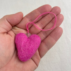 RATISH Mini Felt Heart Hanging Decoration