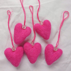 RATISH Mini Felt Heart Hanging Decoration