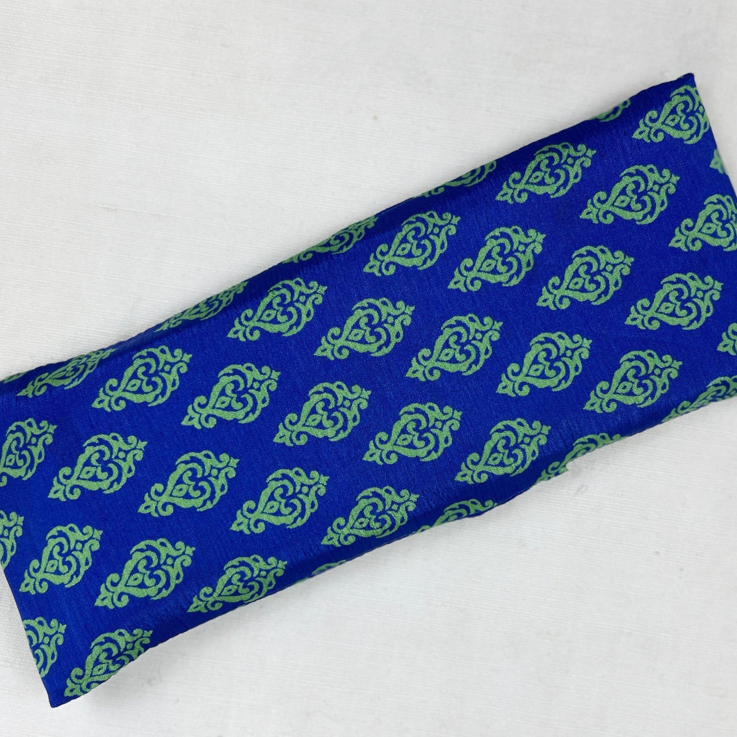 SALMEE Sari Fabric Weighted Aromatherapy Eye Pillow